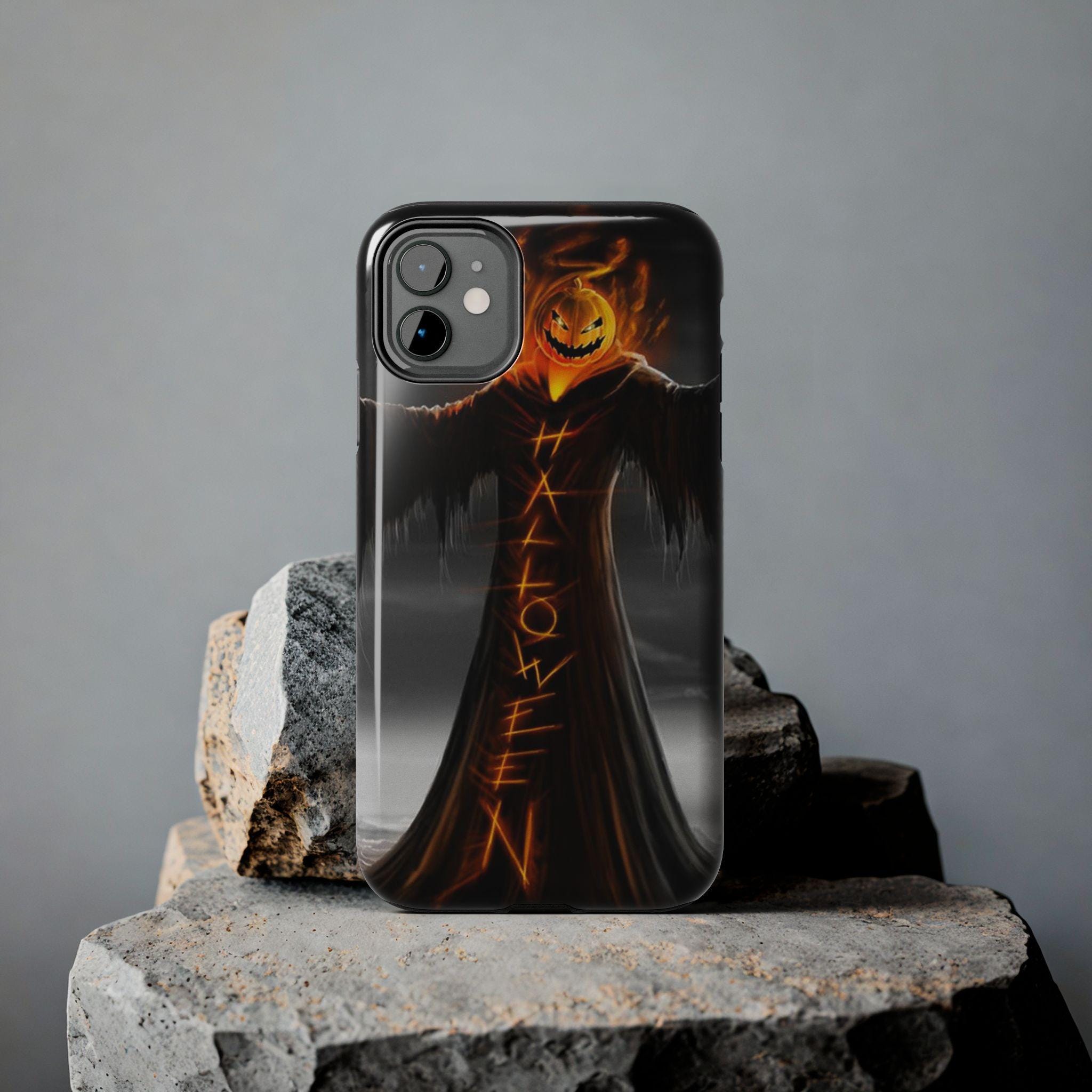 Jack O'Lantern Scarecrow Halloween Tough Phone Case | Spooky Pumpkin Glow